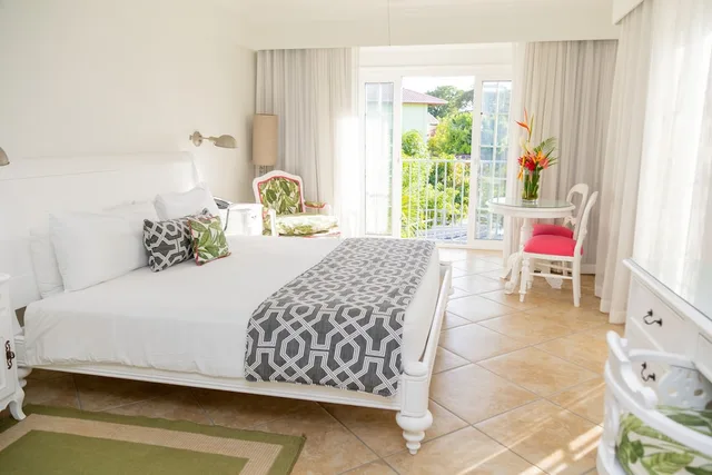 Serenity, King Bed، Coco Palm 9/10