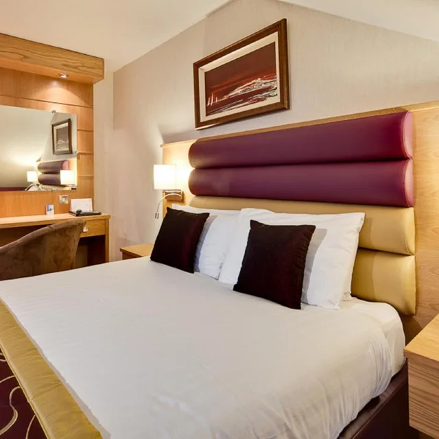 غرفة قياسية بسرير مزدوج أو سريرين منفصلين، The Abbey Hotel Golf & Spa 7/9