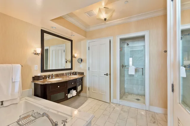 3 Bedrooms, Cottage, Ocean Front، Beach Village at The Del, LXR Hotels & Resorts 7/8