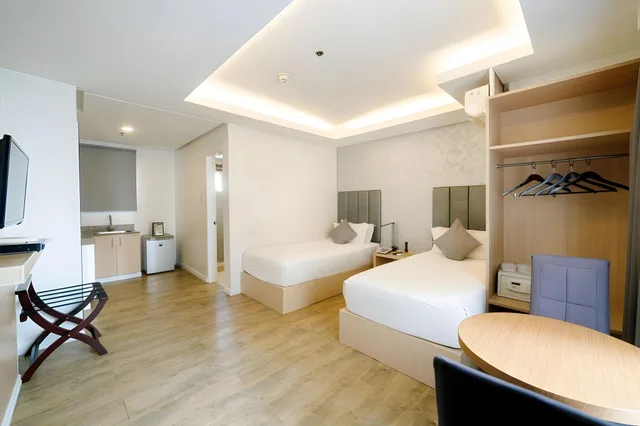 غرفة قياسية، Regency Grand Suites 3/3