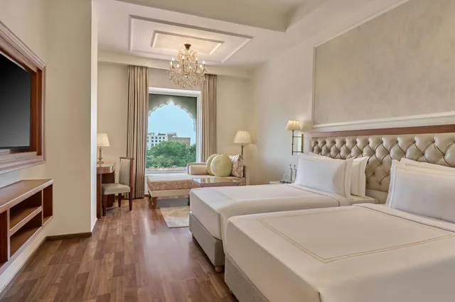 غرفة كلوب، HOTEL NOORMAHAL 1/1