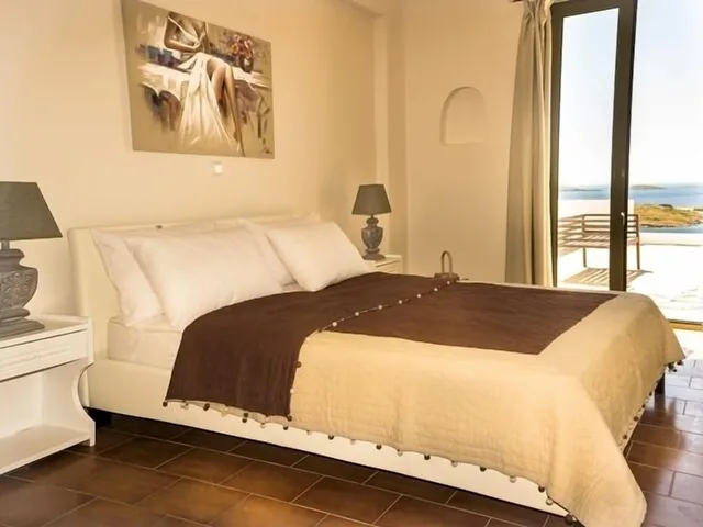غرفة بسرير مزدوج بإطلالة على البحر، Fiamegou Villa 5/9