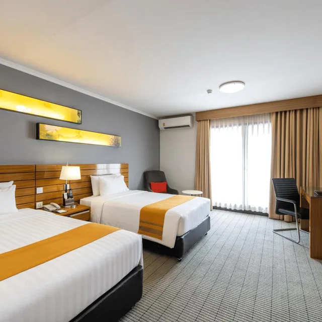 Deluxe, Single, Maple Hotel 2/5