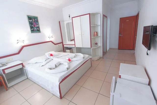 غرفة قياسية بسرير مزدوج أو سريرين منفصلين، Malhun Hotel 2/7