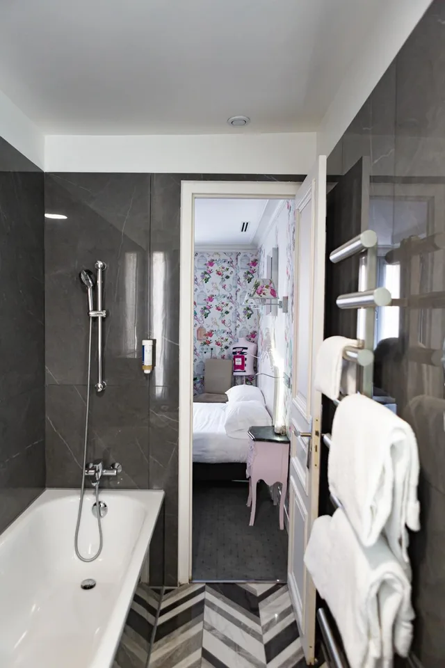 غرفة كلاسيكية بسرير مزدوج، Hotel Bonaparte 6/10