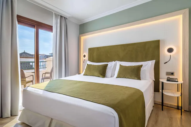 جناح جونيور، Barcelo Isla Canela 2/8