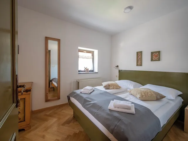 غرفة بسرير كوين، Apartment House Berghi Ii 3/6