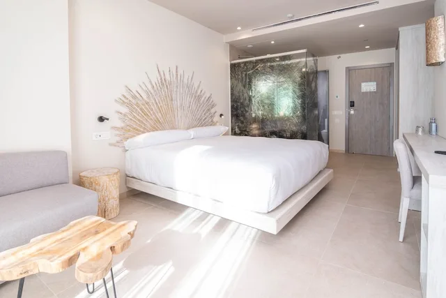 Swim Up, King Bed، Hotel Cadiz Bahia 2/8