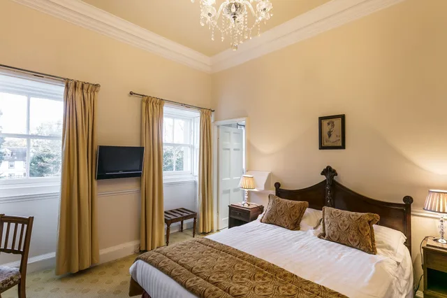 Courtyard, Classic, Double or Twin Bed، Ednam House Hotel 3/5