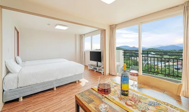 شقة سكنية سوبيريور بإطلالة على الجبل، Ocean To You Resort Sokcho Seorak Beach Hotel And Condo 4/10