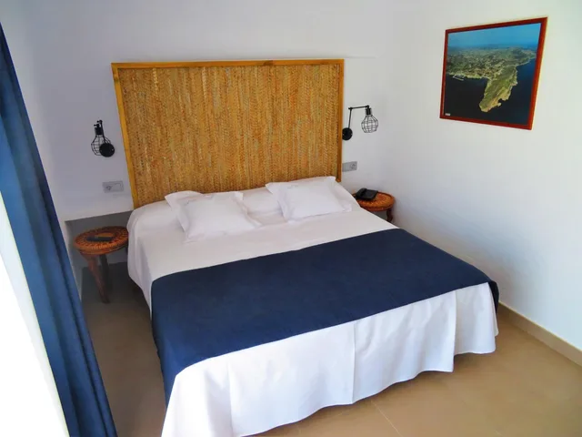 Room, Double Bed, Hotel Mañet 2/10