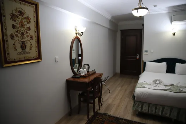 غرفة قياسية بسرير مزدوج أو سريرين منفصلين، Basileus Hotel 8/10