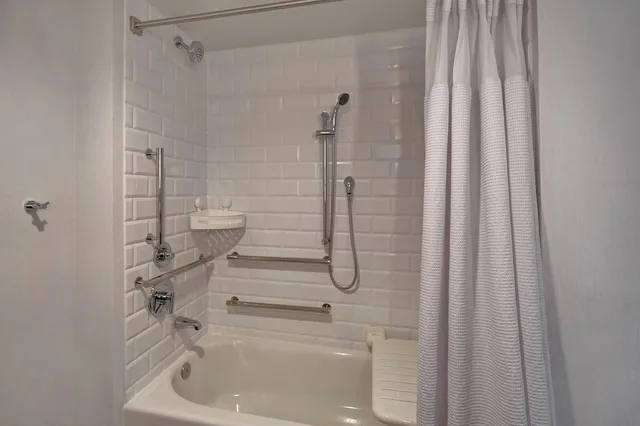 Room, 2 Queen Beds, Accessible, Four Points By Sheraton Boston Newton 9/10