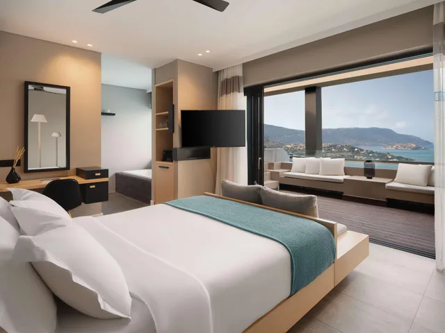 جناح بمسبح خاص، Domes Aulus Elounda Resort, Curio Collection by Hilton 2/5