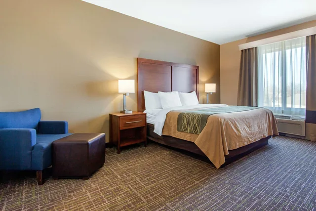 غرفة بسرير كينج، Comfort Inn And Suites Norman 3/7