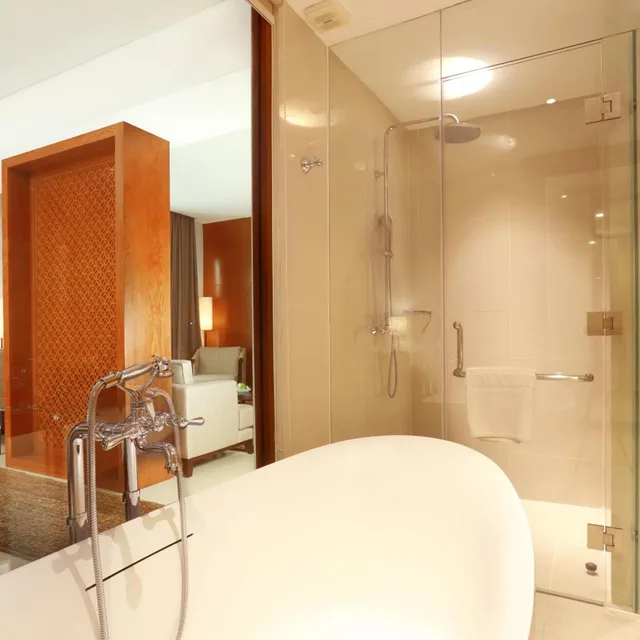 Executive, Suite, Wimarion Hotel Semarang 6/6