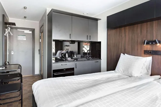 Room, Twin Beds, No Window, Kitchenette، Sure Hotel Studio by Best Western Bromma 4/5