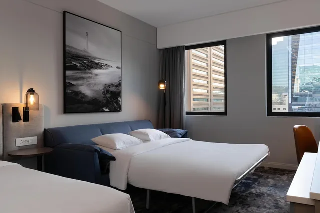 غرفة جونيور بسرير كينج، Radisson Hotel Cape Town Foreshore 7/10