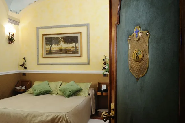 Economy, Basement, Double Bed، Hotel Farnese 1/3