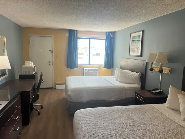 غرفة قياسية بسريرين كوين، Travelodge By Wyndham Laramie 3/5