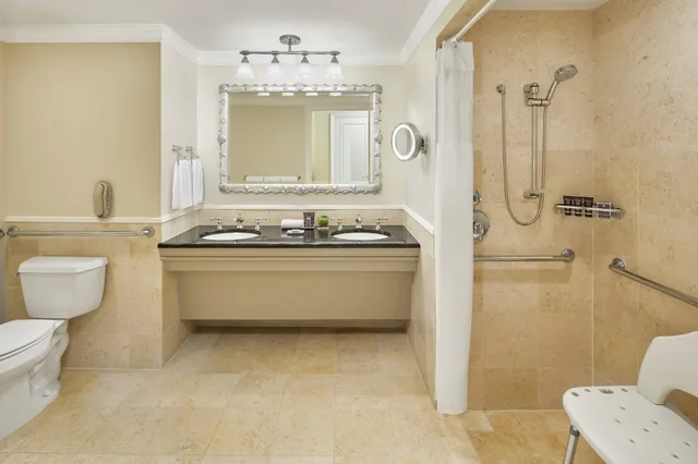 Tower, King Bed, Resort View, Sofa، The Ritz Carlton Grand Cayman 8/9