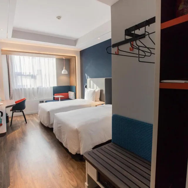 Standard, Single Bed, Extra Floor Space، Holiday Inn Express Xi'an Bell Tower 3/8