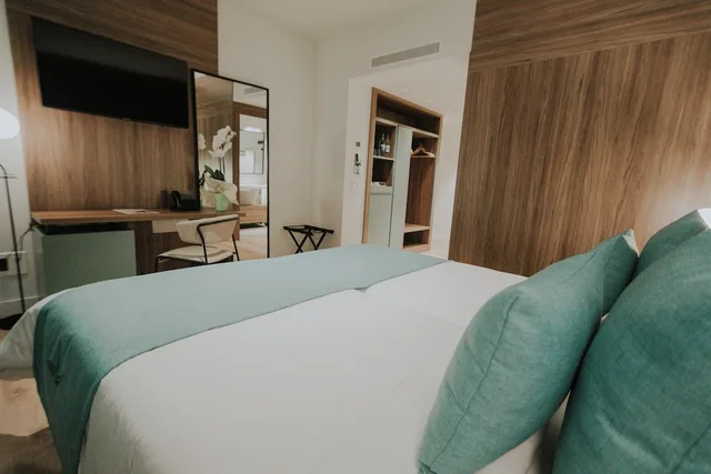 Plus, Twin Beds، Catalina Plaza Hotel Sostenible 1/4