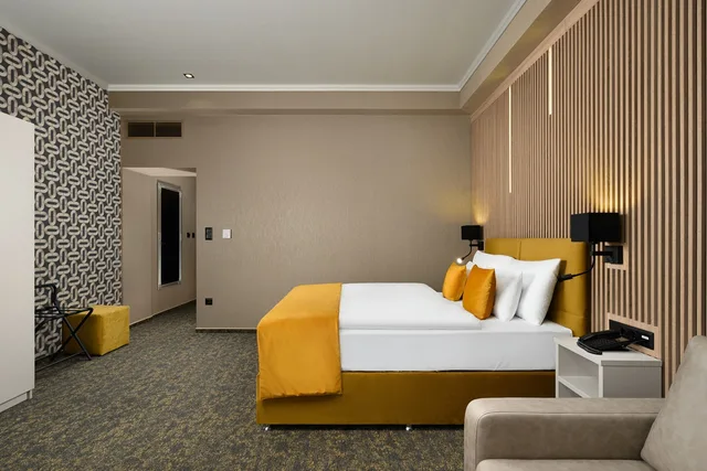 Superior Double Room, Hotel Allora 2/2