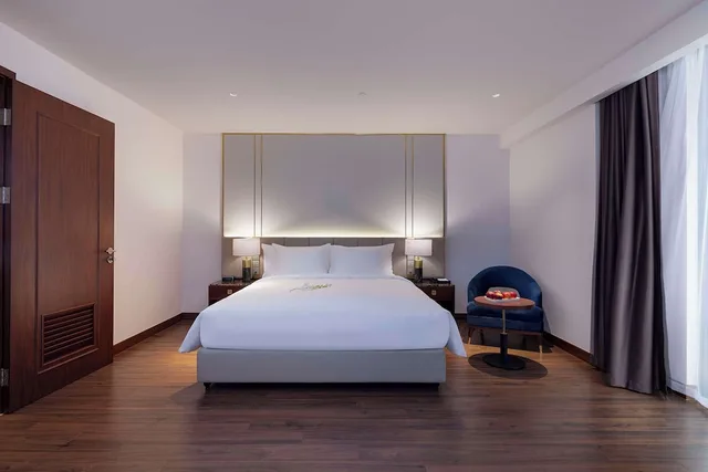 غرفة قياسية بسرير كينج بإطلالة على البحر لذوي الإعاقة، Best Western Premier Marvella Nha Trang Hotel 2/4