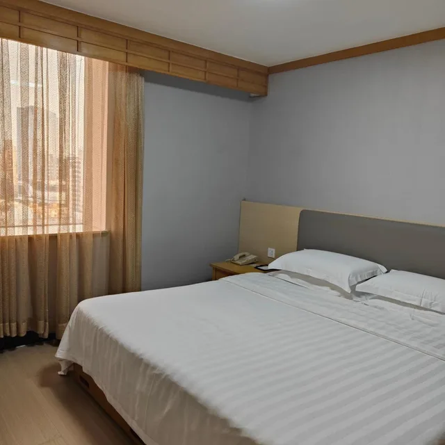 1 Bedroom, Apartment, Guangdong Hotel Zhuhai Ex Guangdong Regency 2/10