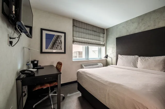 Room, Queen Bed, The Solita Soho Hotel An Ascend Hotel Collection Member 1/9