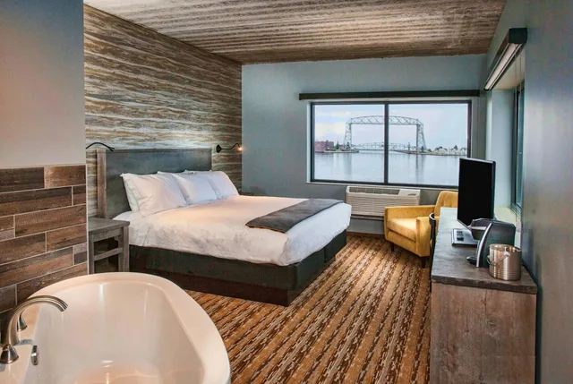 Mini, Suite, King Bed، Pier B Resort 1/1