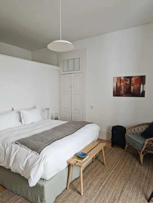 شقة ديلوكس بسرير كينج بإطلالة على المدينة بشرفة بغرفة نوم واحدة، B28 Apartments 2/5