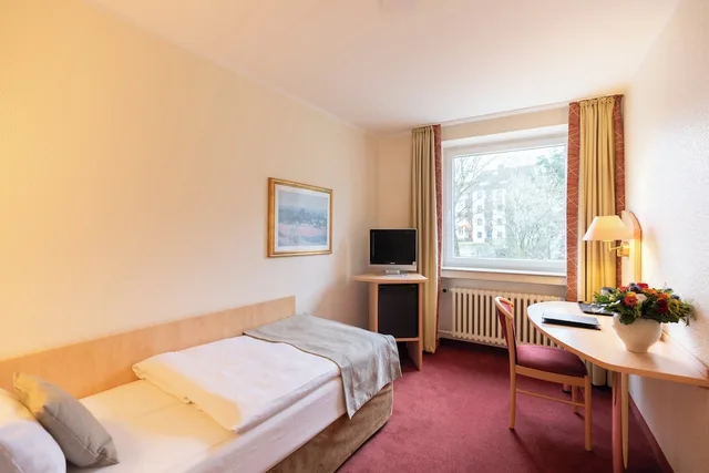 غرفة مفردة بسرير فردي، Novum Hotel Bremer Haus 1/5