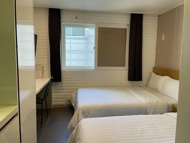 غرفة عائلية بسرير مزدوج وسرير فردي، Top Hotel Residence Insadong 2/7
