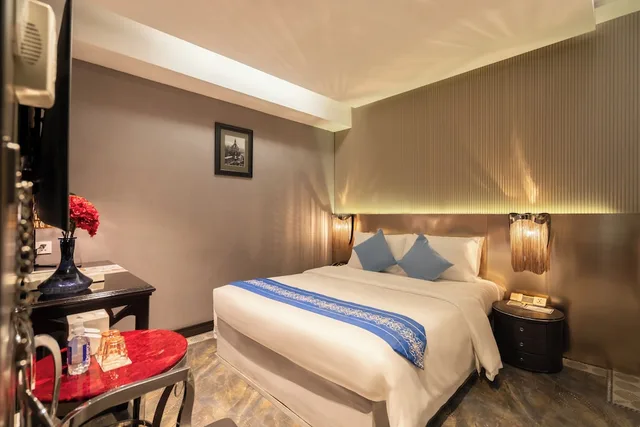 Senior, Deluxe, Queen Bed, No Window، A&EM - Phan Boi Chau 5/10