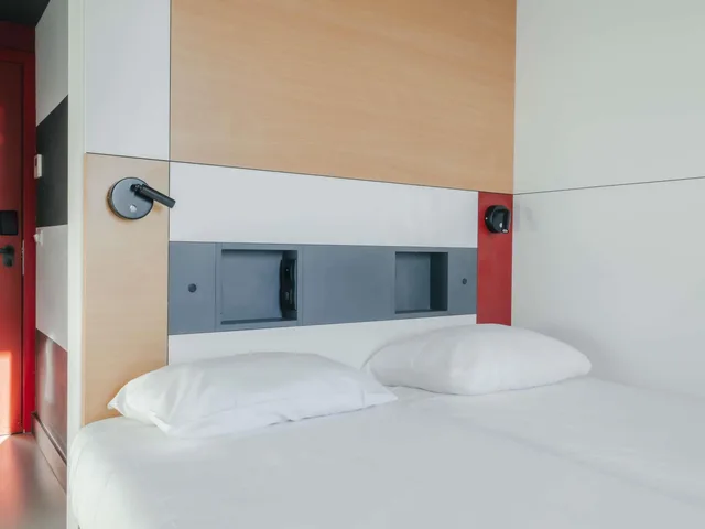 غرفة قياسية ثلاثية، Ibis Budget Brugge Jabbeke 1/5