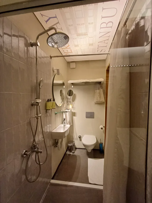 غرفة ركنية، Peradays Hotel 8/10