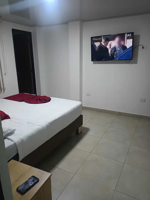 غرفة قياسية بسرير كوين، Hotel Monarka 2/4