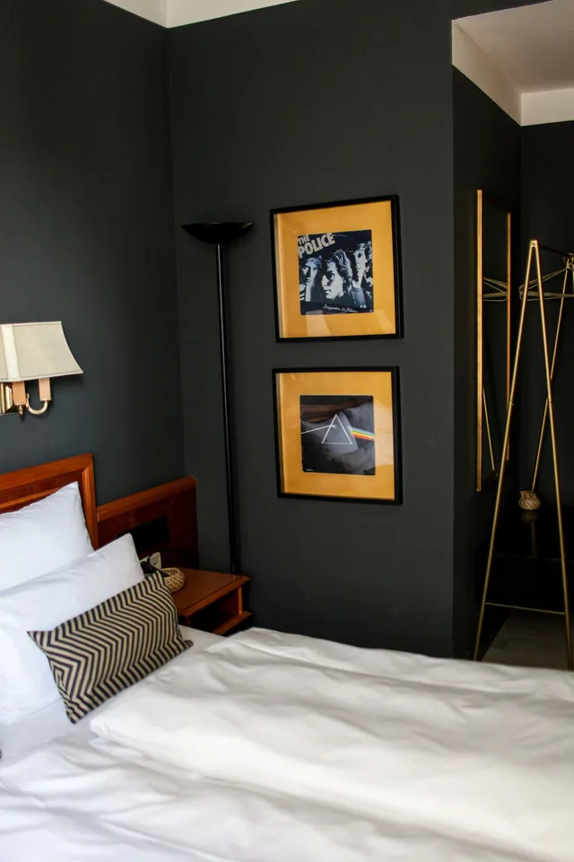 Trendy, Queen Bed، Boutique Hotel Krone Muenchen 8/9