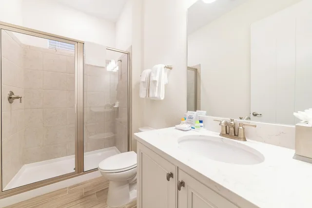 كوخ بريميوم بسرير كينج وسريرين كوين بـ5 غرف نوم، Margaritaville Cottages Orlando with H2O Waterpark by Rentyl 3/5