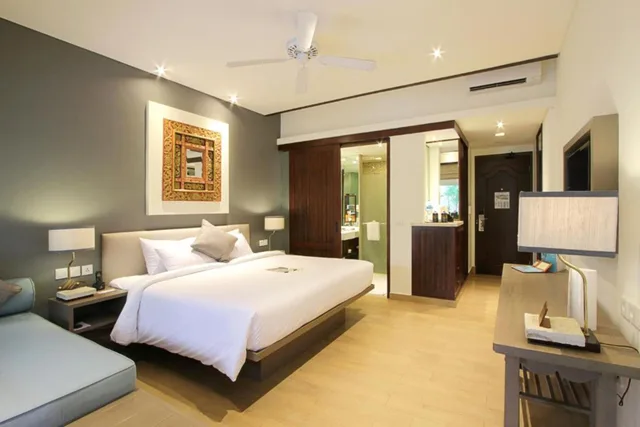 غرفة ديلوكس بسرير مزدوج، Novotel Bali Benoa 2/4