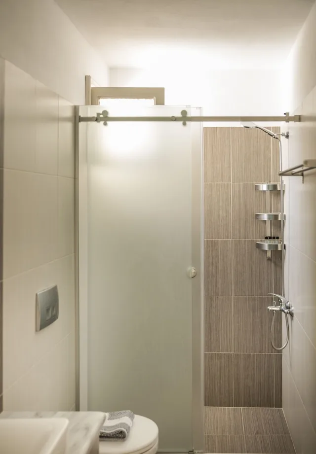 غرفة سوبيريور بسرير كينج بشرفة، Villa Galinia 5/5