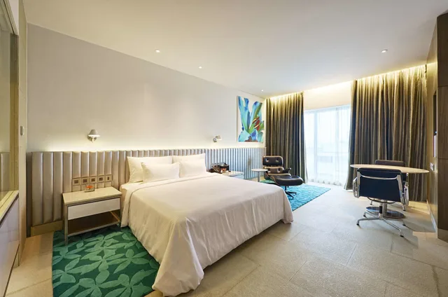 Silver، Avasa Hotels 3/8