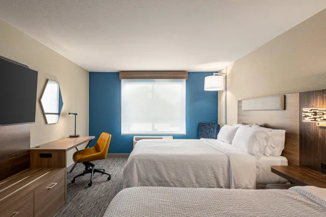 Standard, Double Bed, Holiday Inn Express Richmond by IHG 2/7