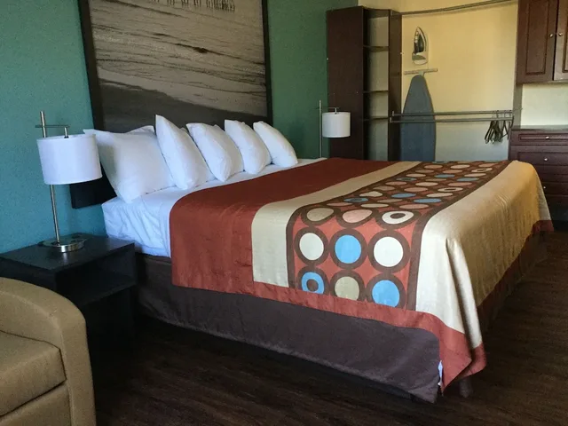 غرفة بسرير كوين لذوي الإعاقة، Super 8 By Wyndham Clearwater/St. Petersburg Airport 1/4