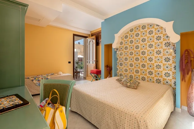 غرفة سوبيريور ثلاثية بشرفة، Hotel Mediterraneo 1/2