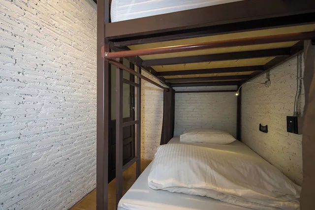 Room, 4 Beds, Bunk Bed, Yindee Travellers Lodge 1/5
