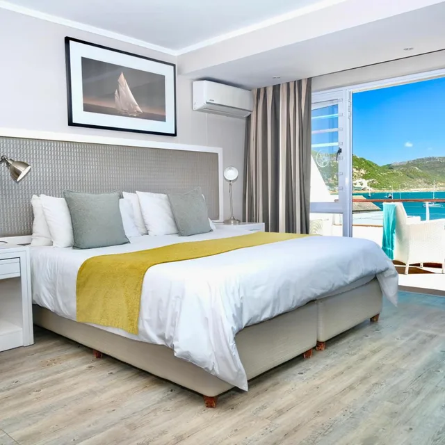 غرفة ديلوكس بسرير مزدوج أو سريرين منفصلين بشرفة، Simon's Town Quayside Hotel 2/10