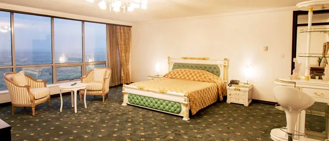 غرفة تنفيذية بسرير مزدوج أو سريرين منفصلين، Panari Hotel 1/1